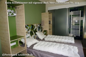 6er-Comforthaus 353 – Schlafzimmer – Center Parcs Park Allgäu, Foto Nov. 2018