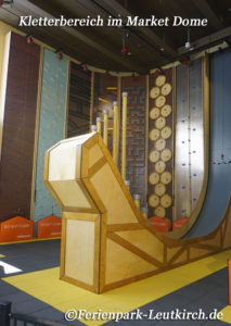 Kletterwand – Center Parcs Park Allgäu, Foto Nov. 2018