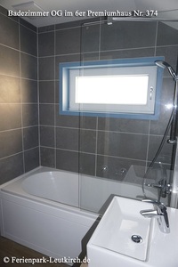 Premiumhaus 374 – Badezimmer – Center Parcs Park Allgäu, Foto Dez. 2018
