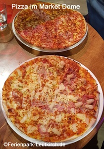 Pizza im Market Dome – Center Parcs Park Allgäu, Foto Dez. 2018