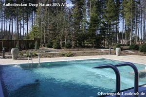 Außenbecken im Spa – Center Parcs Park Allgäu, Foto März 2019