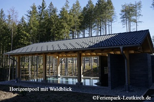 Horizontpool im Deep Nature Spa – Center Parcs Park Allgäu, Foto März 2019